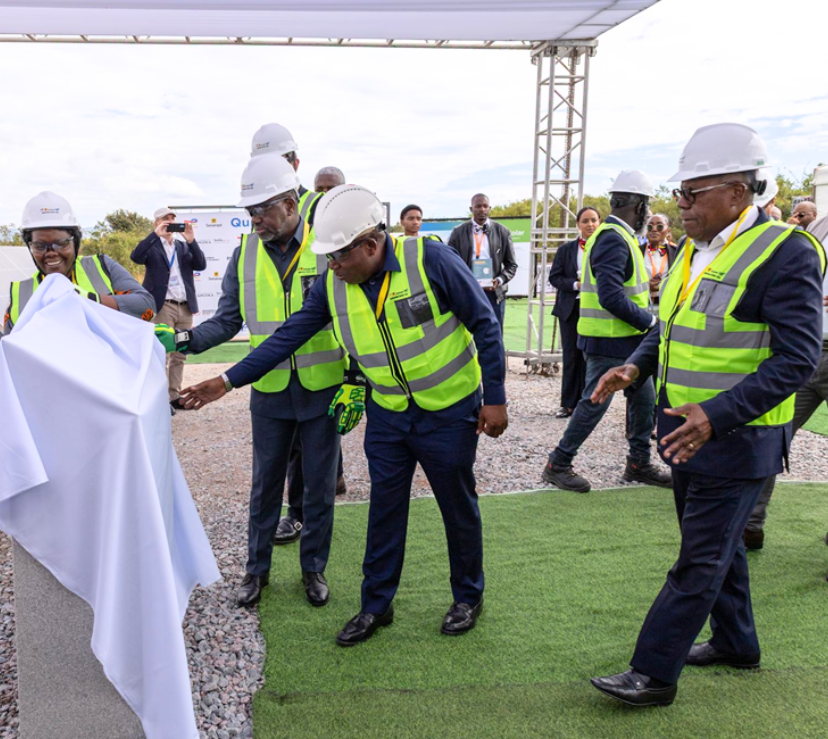 Cerimónia de Lançamento da Primeira Pedra da  Central Solar da Quilemba